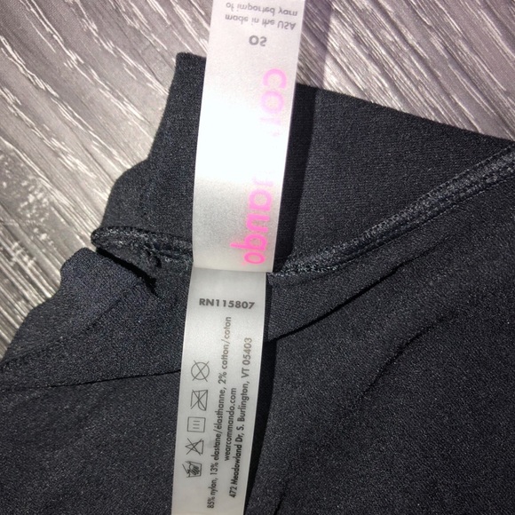 Commando Black Short Sleeve Bodysuit Turtleneck OS - Picture 12 of 12